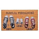 Wanapix - Felpudo Personalizado con Nombres - Diseño Zapatillas para Mamá, Papá y 1...